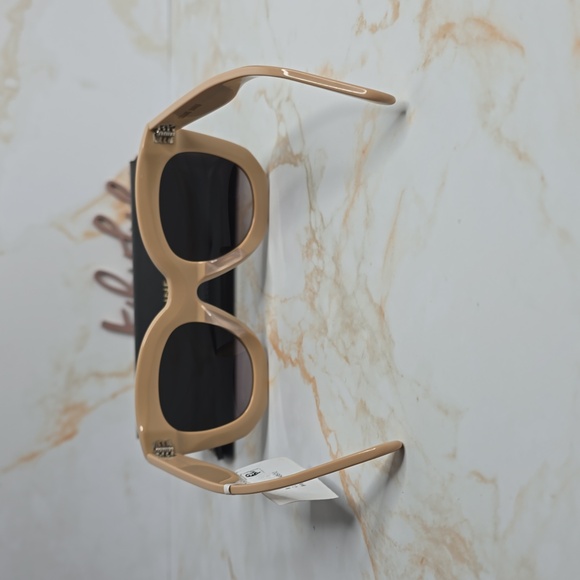 Celine marta beige new with case and tags - Picture 5 of 14